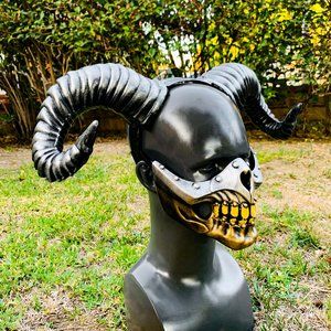 Cosplay Steampunk Silver Skull Mouth Mask & Horn